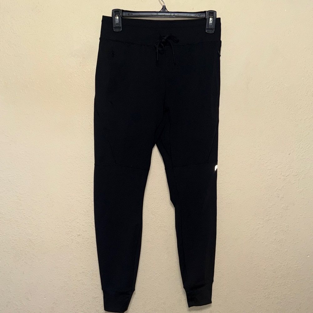 Fabletics Women's Black Jogger Track Pants